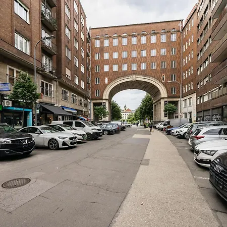 Apartament Madach - Heart Of *